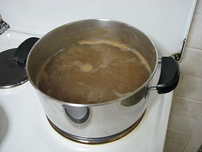 Once the must has come to the initial boil, things settle down
