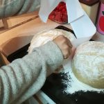 Φτιάχνω σπιτικό καρβέλι ψωμί με φόρμα από χαρτί Φτιάχνω σπιτικό καρβέλι ψωμί με φόρμα από χαρτί